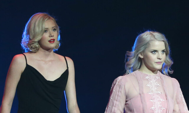 To av «Skam»-skuespillerne klare for «Skavlan»